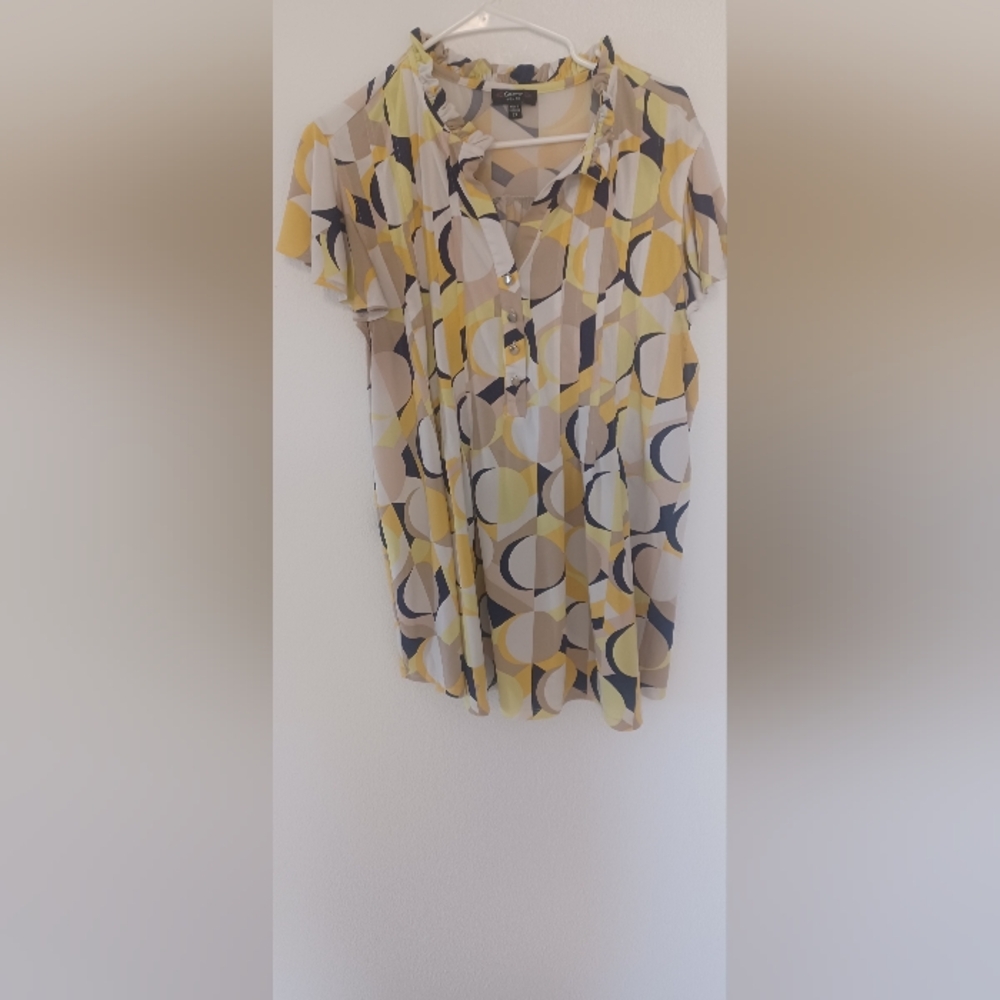 Cocomo Cream And Yellow Graphic Relaxed Blouse 2x